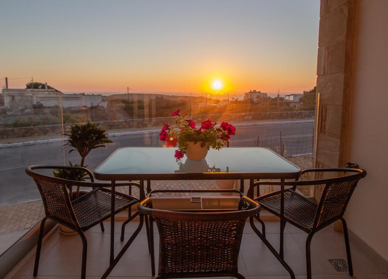 Cretan Fleur Apartments เอลาโฟนีซี ภายนอก รูปภาพ